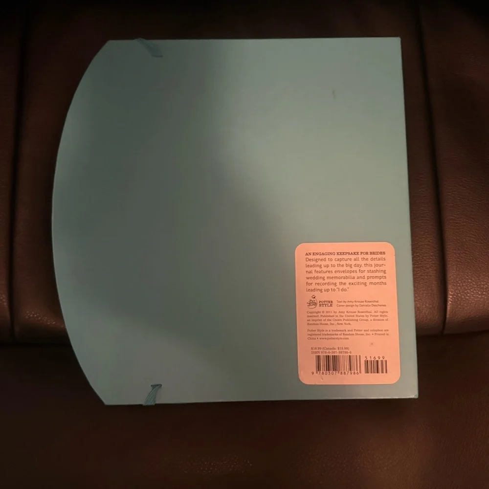 NewBlue Bride To Be Book - Picture 3 of 5